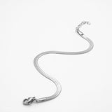 Bracelet Snake en acier inoxydable argent et largeur 3mm.